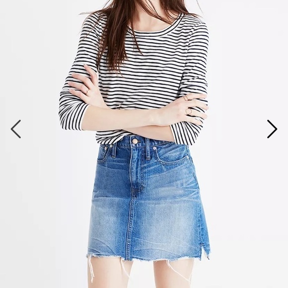 Madewell McCarren Raw-Hem Jean Skirt Size 27